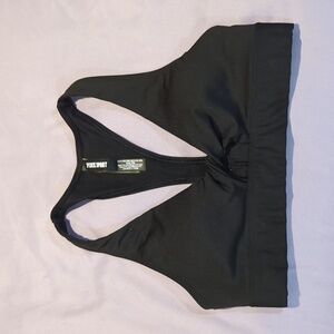 PINK Ultimate S sports bra